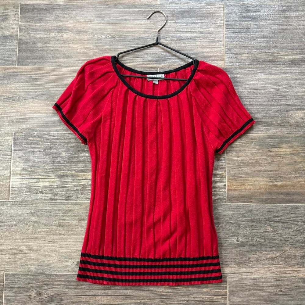 Y2K pleated grunge princess Red blouse with striped black trim